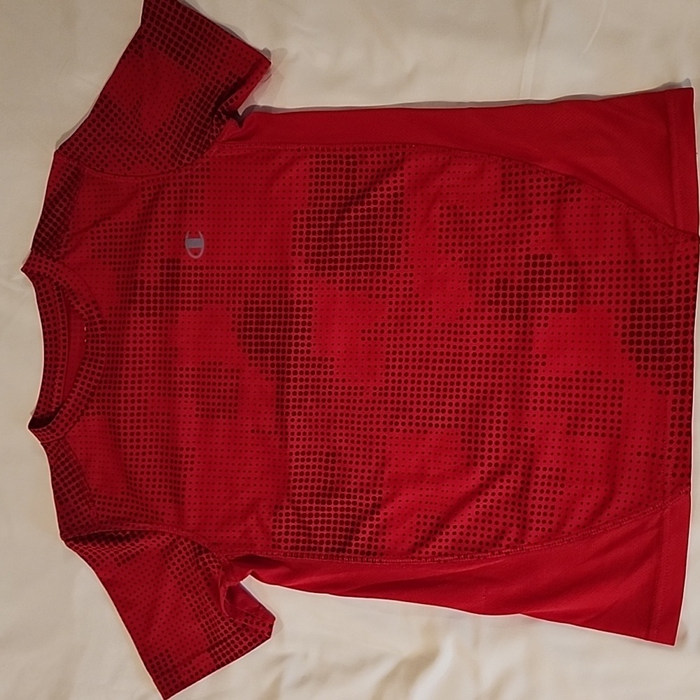 Champion Red Patterned Tee. Size Large 10/12